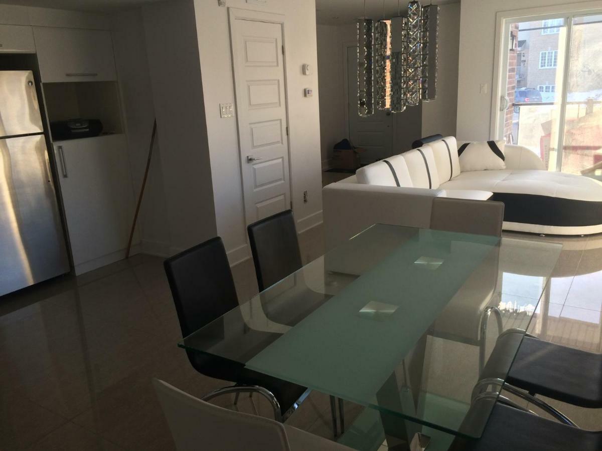 Luxury Two Story Unit A